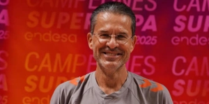 martinez.jpg