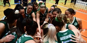 pao-volley-gynaikon (1).jpg