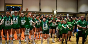 pao-volley-gynaikon.jpg
