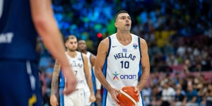 sloukas.jpg