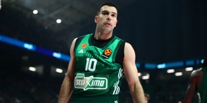 sloukas.jpg