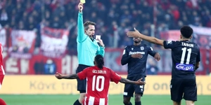 Στίλερ Ολυμπιακός.jpg