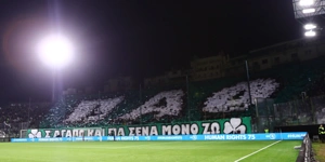 Thira13-Leoforos.jpg