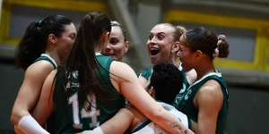 women volleyball.jpg