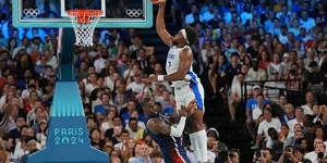 yabusele-lebron.jpg