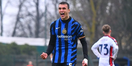 ALEXIOU_INTER.jpg