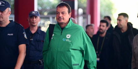 Αταμάν: «Είδαμε ελλημορωμαϊκή πάλη σε γήπεδο μπάσκετ» (vids) ataman.jpg