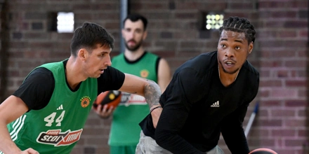 holmes-mitoglou.jpg