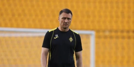 kairat-coach.jpg