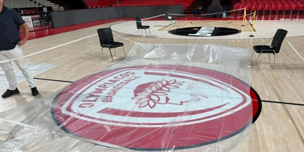 Πλημμύρισε ξανά το ΣΕΦ με την έντονη βροχόπτωση (pics) ολυμπιακος.jpg