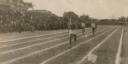 Σαν σήμερα το 1956: Οι καλοί… πράσινοι στρατιώτες! panathinaikos-stratiotikoi-agfones.jpg