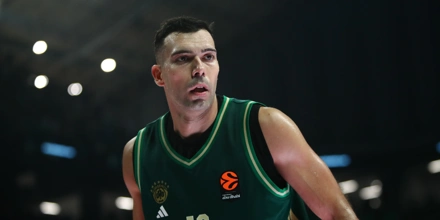 Εκτός 12άδας με ΠΑΟΚ για λόγους ξεκούρασης ο Σλούκας sloukas.jpg