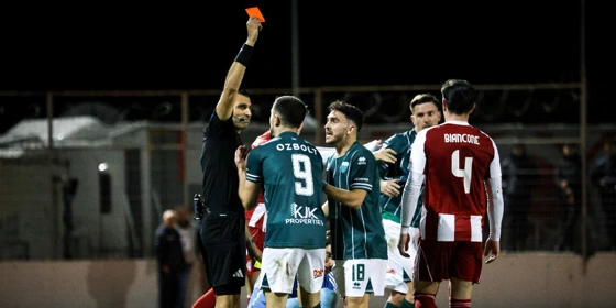 «Γλέντησε» Ολυμπιακό ο Λεβαδειακός: «Ρίξαμε και τις ζεϊμπεκιές μας...» (vid)