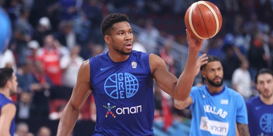 Eurobasket: Το εκπληκτικό coast to coast του Γιάννη στην πρώτη περίοδο της αναμέτρησης με την Τουρκία (vid)