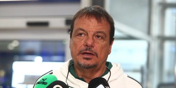 Αταμάν: «Το μεγαλύτερο πρόβλημα είναι οι παίκτες που ταξιδεύουν αλλά δεν προπονήθηκαν»