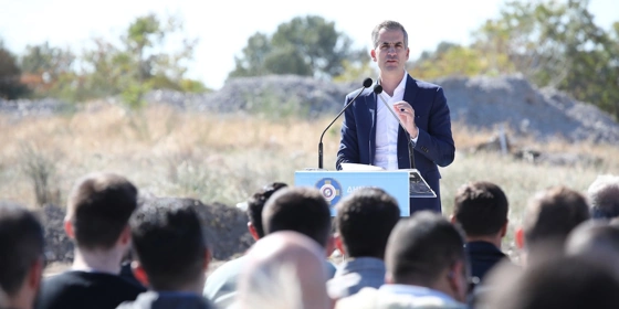 Μπακογιάννης: Ανησυχία για τη Διπλή Ανάπλαση και την Αθήνα