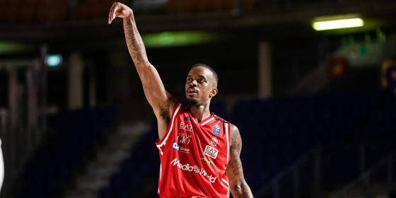 Euroleague: «Η Αρμάνι σκέφτεται να αποδεσμεύσει τον Μπράουν»