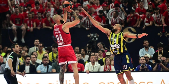 Ευroleague:  Ο Ολυμπιακός κέρδισε τη Φενέρ και πήρε το εισιτήριο για τον μεγάλο τελικό