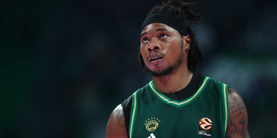 Χολμς: «Ο Ναν με έχει βοηθήσει πολύ, ονειρευόμουν από μικρός να παίζω για έναν τέτοιο κόσμο»