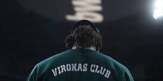 Με πανέμορφο... Παναθηναϊκό φούτερ ο Λεσόρ στο ΣΕΦ! (pics)