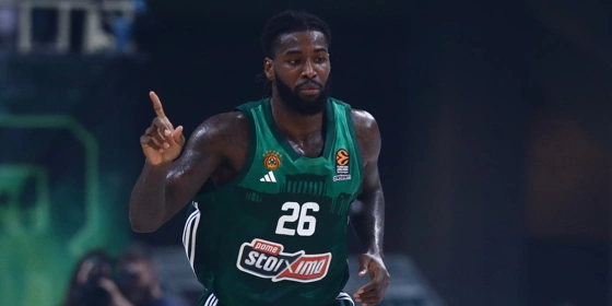 Συνάντηση παικτών Παναθηναϊκού και Μονακό πριν το play-in (vid)