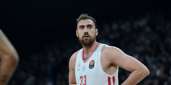 Αδιανόητο: 20 αγώνες χωρίς φάουλ στην Euroleague ο Μιλουτίνοφ!