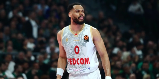 Euroleague: Απίθανο «blooper» του Οκόμπο στο Μονακό - Μπαρτσελόνα (vid)