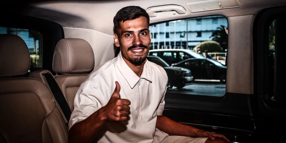 Παναθηναϊκός: Τα «κλικς» της άφιξης του Πάντοβιτς (pics)