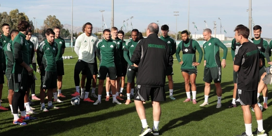 Παναθηναϊκός: «Πρώτη» με Μπενίτεθ στο Κορωπί, «μέσα» ο Σάντσες (vid)