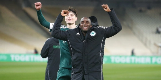 Παναθηναϊκός Aktor: Ο Τεττέη γνώρισε την αποθέωση και στο «T-Center» (vid)