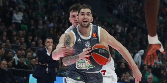 Οι Τολιόπουλος και Σλούκας γνώρισαν την αποθέωση από τους συμπαίκτες τους (vid)