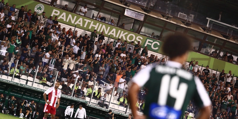 Παπανικολάου Blog: Με την πλάτη στον τοίχο το «τριφύλλι» παλεύει με τις σκιές του φετινού σχεδιασμού