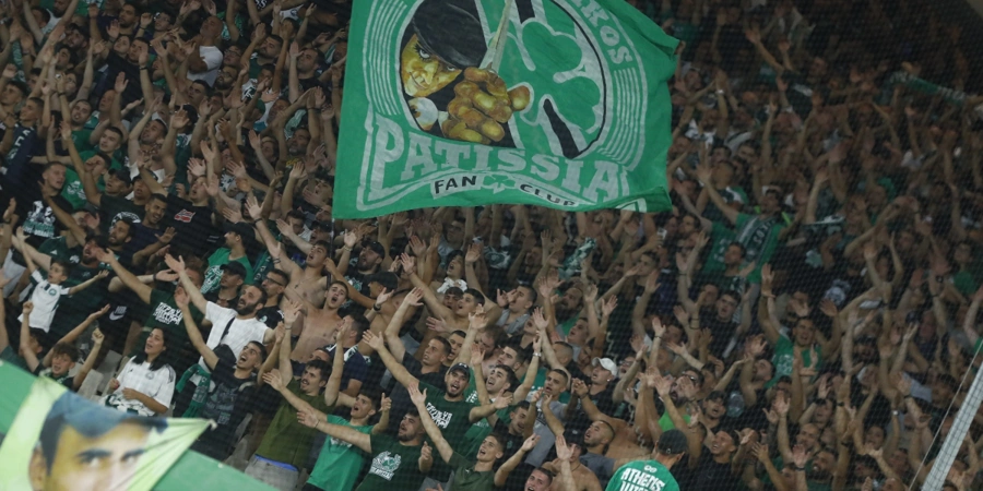 panathinaikos-opadoi-oaka (1).jpg Οπαδοί του Παναθηναϊκού στο ΟΑΚΑ