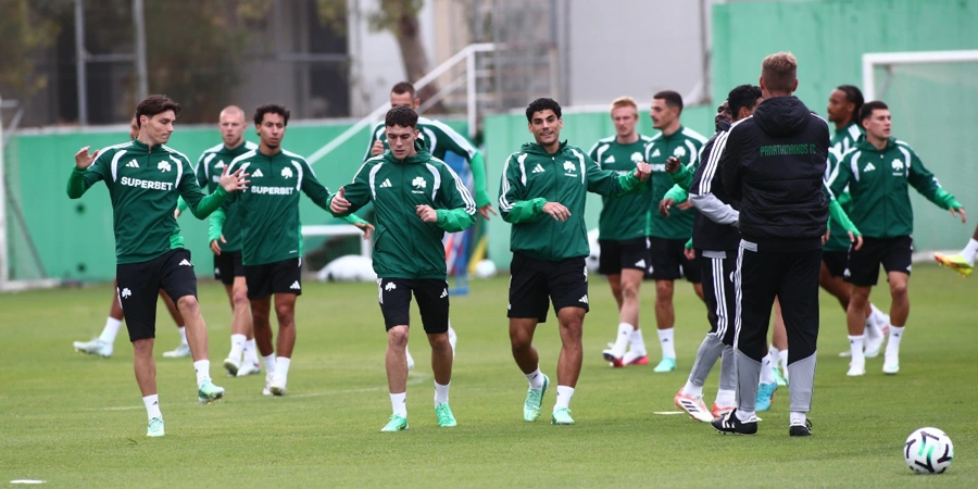 panathinaikos-proponisi3.jpg Πλάνο από την προπόνηση του Παναθηναϊκού