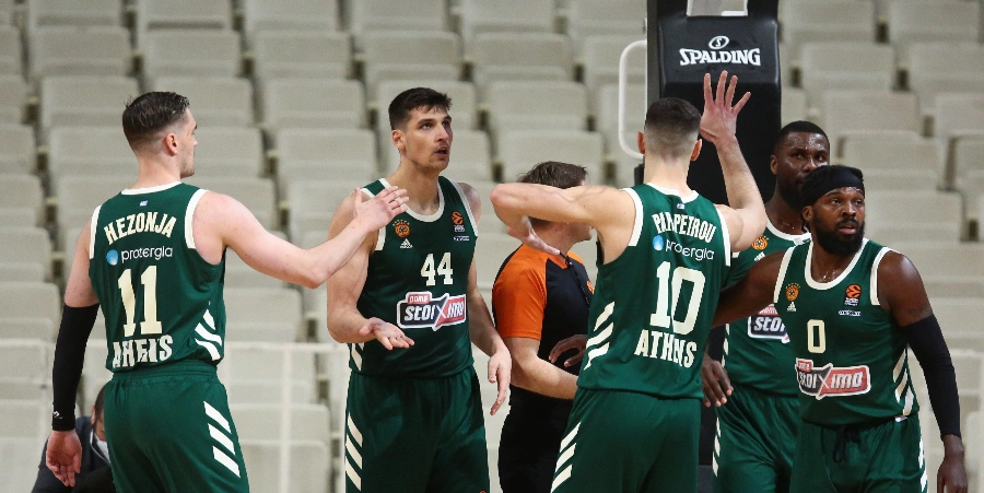 Ο Μάριο Χεζόνια με την φανέλα του Παναθηναϊκού