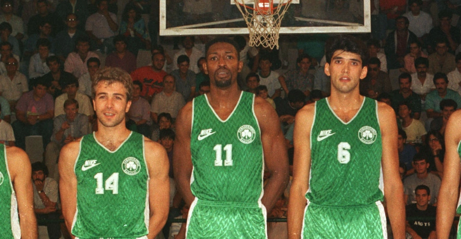 Ο Έντγκαρ Τζόουνς με την φανέλα του Παναθηναϊκού